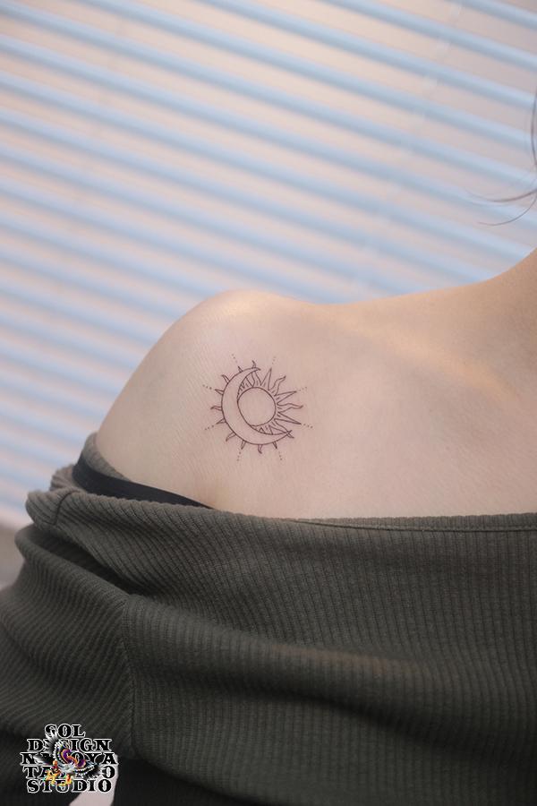 名古屋　タトゥー　女性